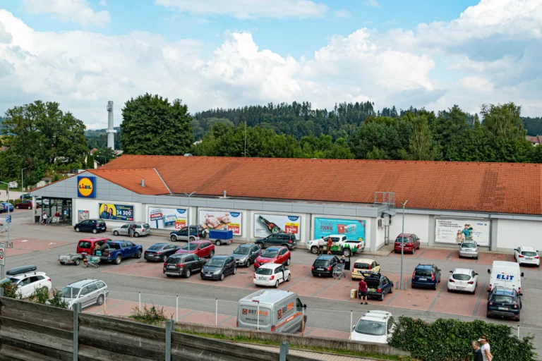 Nový Lidl leták od 3. srpna 2026: litr mléka Madeta za 6,90&nbsp;Kč, meloun za 9,90&nbsp;Kč&nbsp;za kilo, máslo Pilos o&nbsp;40&nbsp;%&nbsp;levněji
