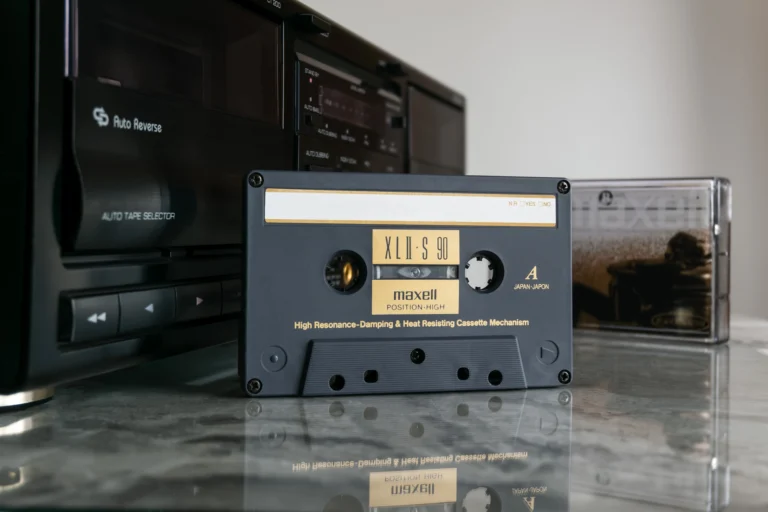 Vzpomínáte na staré kazety? Legendární kazety Maxell se budou znovu vyrábět. Češi projevili zájem, ale narazí