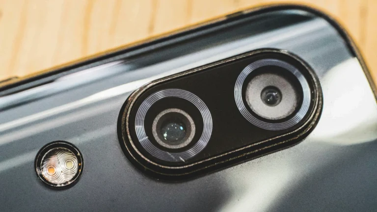 Nejhorší fotomobily dle DXomark 2026: na papíře vypadá Xiaomi a&nbsp;Samsung skvěle, v&nbsp;reálu se fotky nedaří