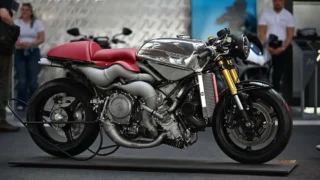 Tahle motorka kašle na emise: Nový osmiválec Veloce Aperion má 280 koní, do Česka se ale jen tak nedostane