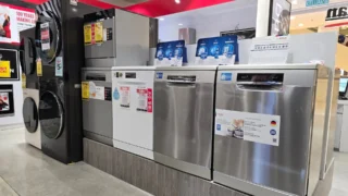 3 nejlepší myčky roku 2026: Nejlépe hodnocený je levný Electrolux, Whirlpool i&nbsp;drahý Bosch jsou hned za ním