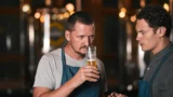 „Do očí mi řekl, že jsem buran,“ říká host o&nbsp;spropitném: Etiketa počítá s&nbsp;10&nbsp;%, Češi to často vidí jinak
