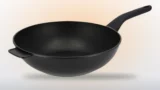 Pánev wok z&nbsp;Lidlu je teď za 199,90&nbsp;Kč: Levnější za celou dobu sledování nebyla