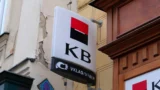 Komerční banka dává dětem k&nbsp;novému účtu náramek za 1&nbsp;600&nbsp;Kč: K&nbsp;tomu přihodí pětistovku jako bonus
