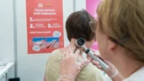 Loni odhalili u&nbsp;31 lidí&nbsp;počínající rakovinu: Lékaři v&nbsp;září vyšetřují zdarma při nákupu ve Frýdku-Místku a&nbsp;Zlíně
