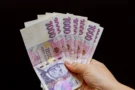 Minimální mzda vzroste na nových 24&nbsp;900&nbsp;Kč&nbsp;(2027): Přidání se týká 181 tisíců lidí, živnostníkům s&nbsp;tím stoupnou zálohy