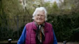 „Akorát chtějí, abychom my důchodci šli k&nbsp;volbám a&nbsp;hodili jim to tam,“ říká o&nbsp;příspěvku 2&nbsp;000&nbsp;Kč&nbsp;seniorka Hana