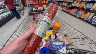 Inspekce zavřela brněnskou Billu: Mezi regály našla trus i&nbsp;okousané obaly, za 24 hodin bylo zase otevřeno