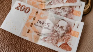 Až 5&nbsp;000&nbsp;Kč&nbsp;pro maminky, 2&nbsp;000&nbsp;Kč&nbsp;na pohyb dětí: Papírové žádosti o&nbsp;příspěvky VZP končí už 30. listopadu