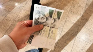 Spořicí účet vám může vydělávat méně, než si myslíte (2026): Nesplněné podmínky můžou úrok 5,2&nbsp;%&nbsp;srazit na 0,2&nbsp;%