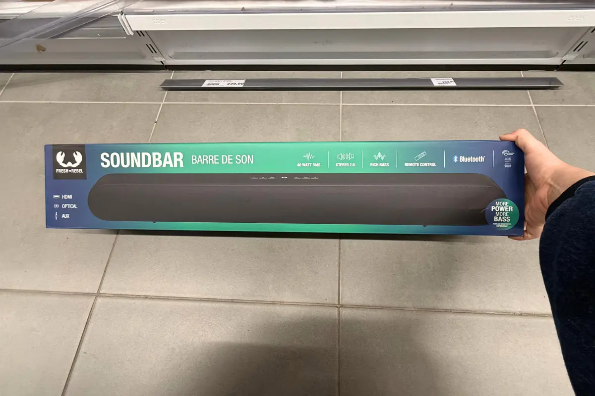 Soundbar z&nbsp;Actionu za 634&nbsp;Kč&nbsp;překvapuje výbavou: Prohlédli jsme ho v&nbsp;prodejně a&nbsp;vybrali alternativy od TCL a&nbsp;JBL