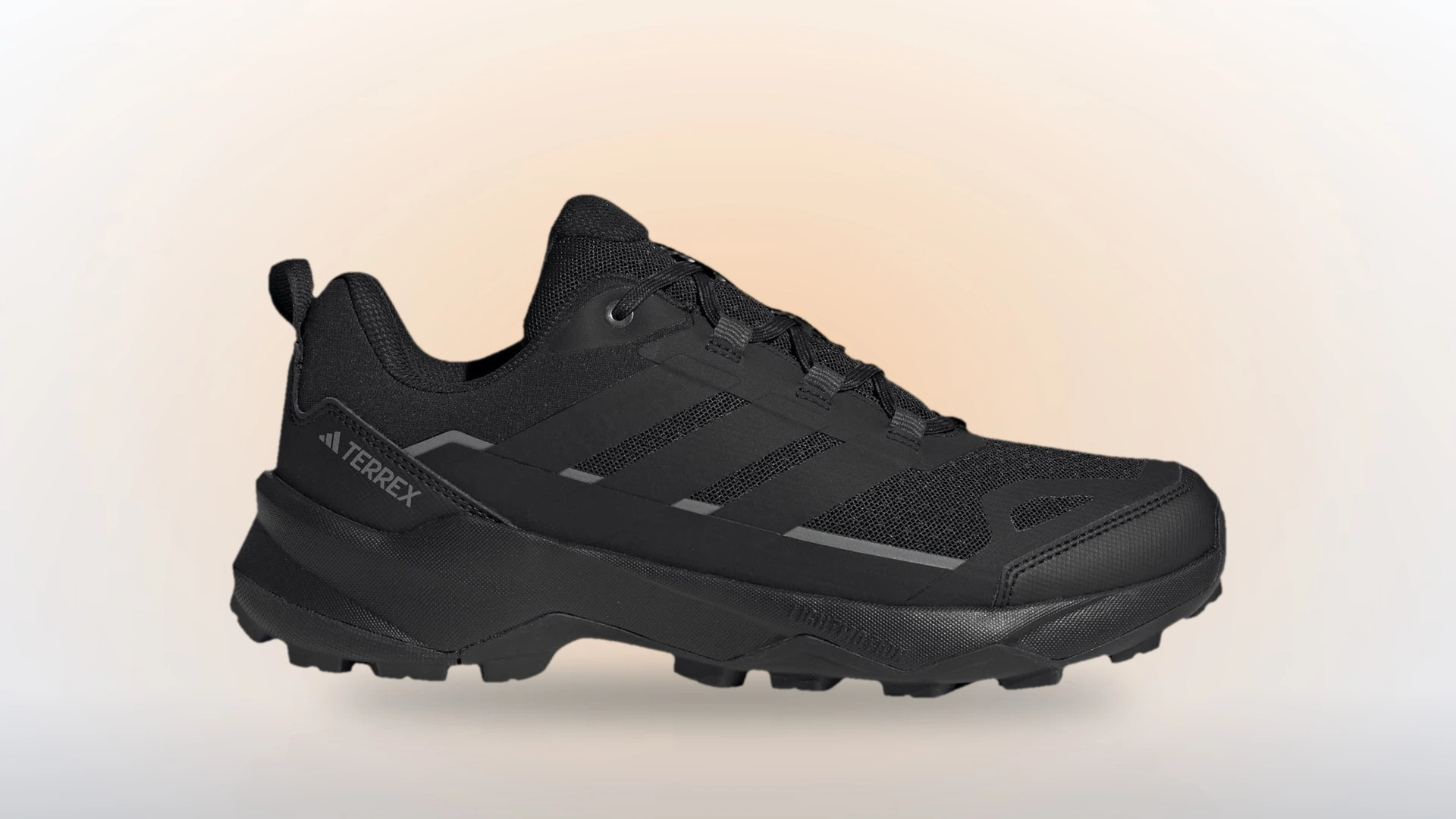 Boty adidas Terrex Skychaser AX5&nbsp;za 999&nbsp;Kč: Zákazníci Sportisima jim dávají 4,8&nbsp;z&nbsp;5, srovnali jsme i&nbsp;model AX5 GTX