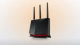 Nejlevnější co kdy byl: Wi-Fi 7 router ASUS RT-BE86U stojí 3&nbsp;746&nbsp;Kč, srovnali jsme ho i&nbsp;s&nbsp;TP-Link Archer BE550