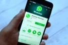 Google Play prošly kopie WhatsAppu i&nbsp;Chromu: Falešný WhatsApp si stáhlo přes 500 tisíc lidí, zkontrolujte telefon