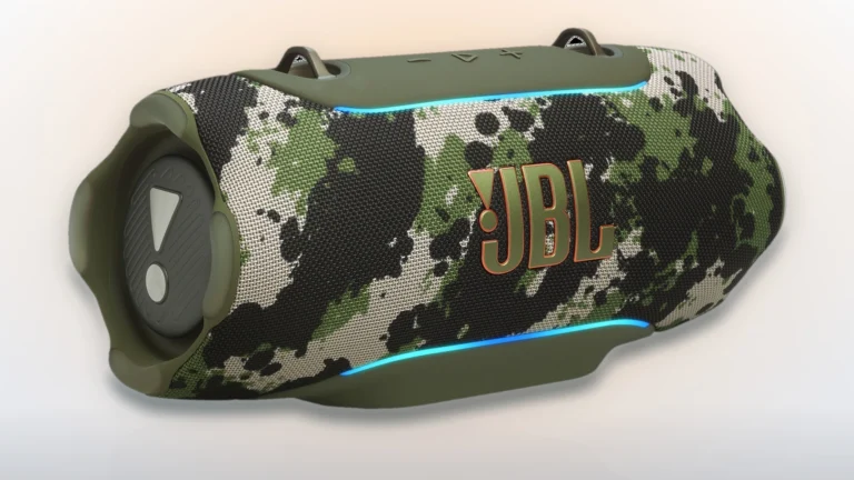Maskáčový JBL Xtreme 5 stojí na Allegru 5&nbsp;792&nbsp;Kč, nejníž od začátku sledování. Vybrali jsme i&nbsp;alternativu od Sony