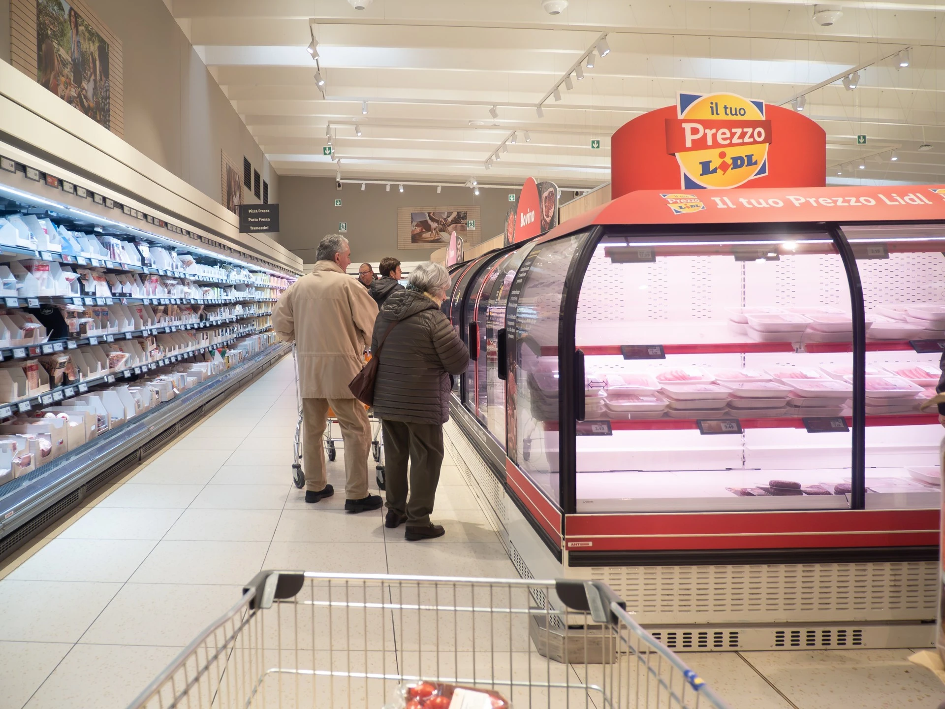 Lidl dělá velké manévry (říjen 2026): Na Slovensku stěhuje majonézy z&nbsp;lednic ke kečupu. V&nbsp;Česku by to šlo také