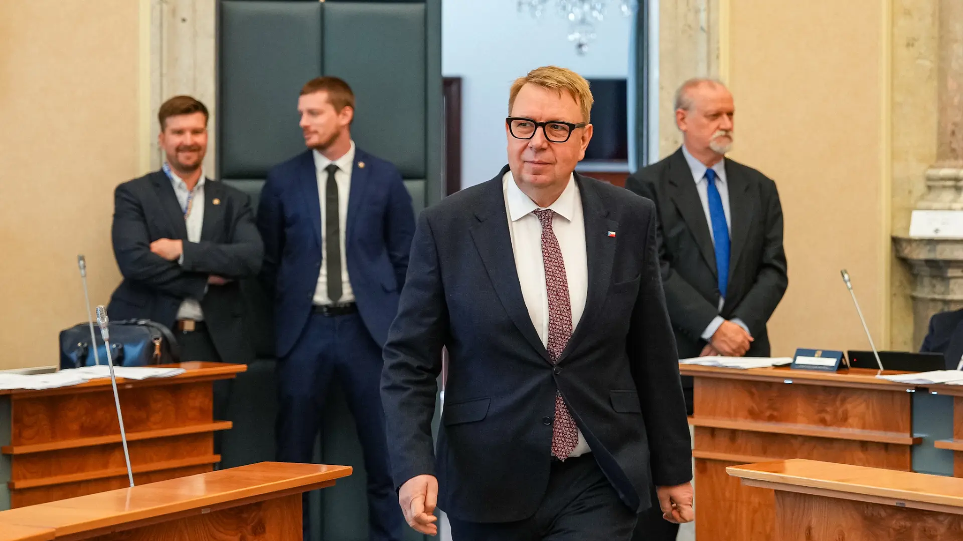 Výchovné 500&nbsp;Kč&nbsp;za dítě by mohlo opět růst: Od ledna 2027&nbsp;se navíc mění výpočet důchodu pro rodiče